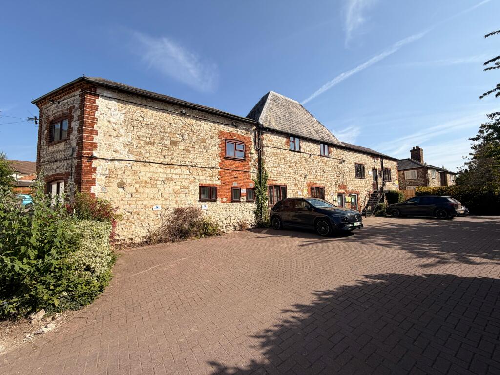 Main image of property: The Oast House, 5 Mead Lane, Farnham, GU9 7DY