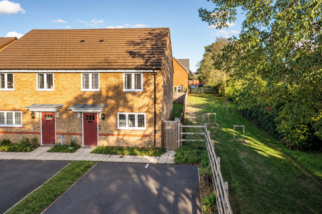 Main image of property: Harvest Mouse Place, Langford, SG18