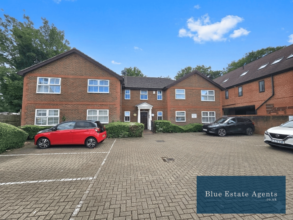 Main image of property: New Heston Road, Hounslow, TW5