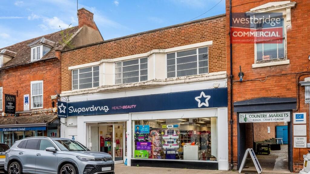 Main image of property: High Street, Alcester B49 5AF