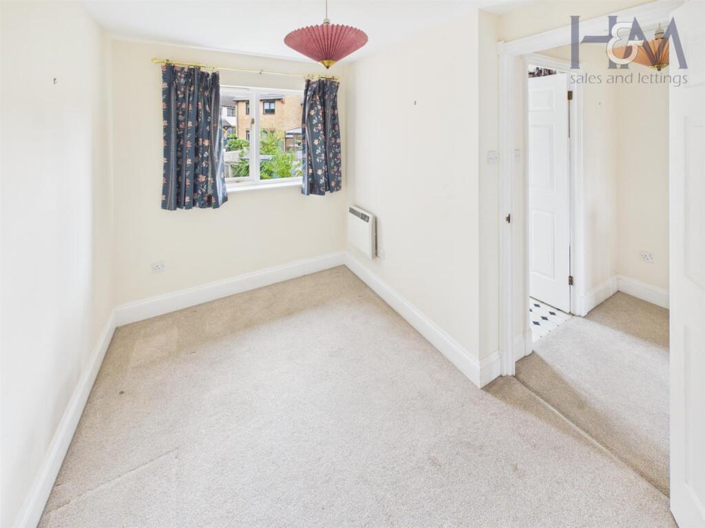 Main image of property: Horace Gay Gardens, Letchworth Garden City, SG6 4XP