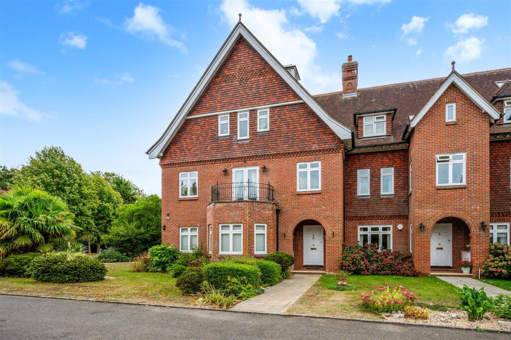 Main image of property: Eyhurst Park, Kingswood