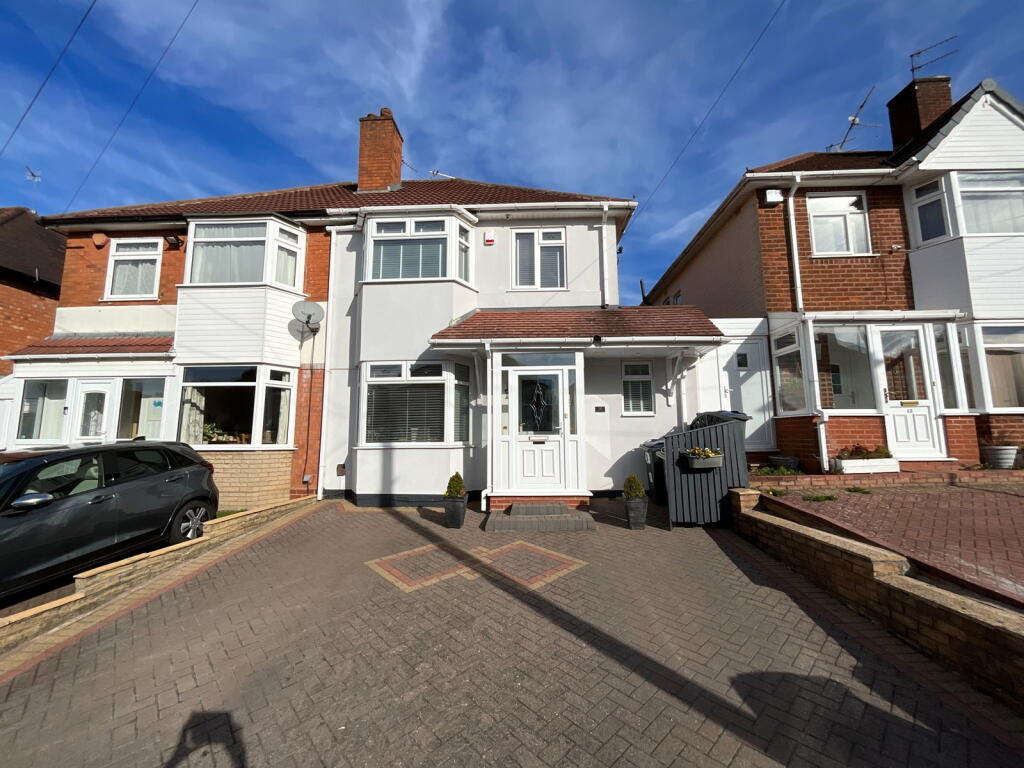 Main image of property: QUINTON, Worlds End Avenue