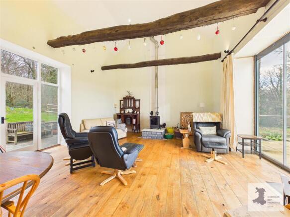 Main house open plan kitchen/diner/lounge