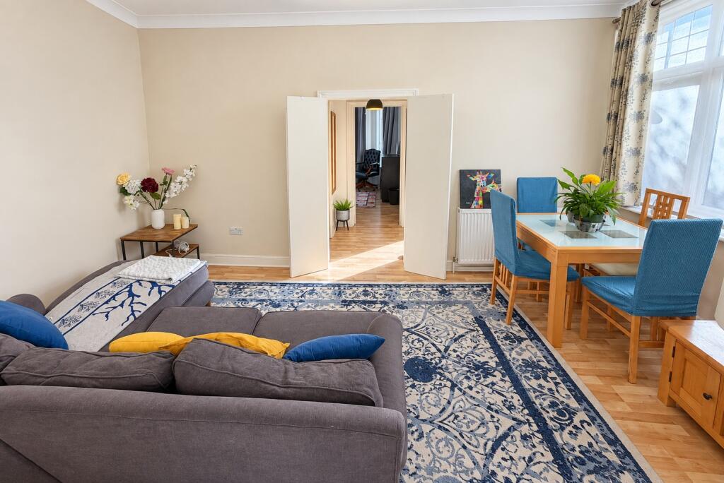 Main image of property: Elm Park Road, Winchmore Hill