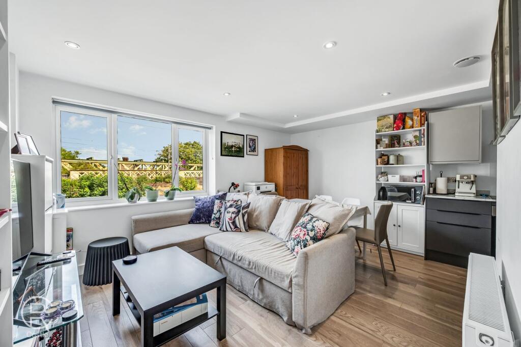 Main image of property: Windmill Place, Southall, UB2