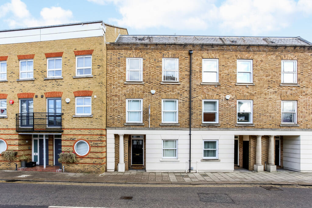 Main image of property: Kings Road, Windsor, SL4