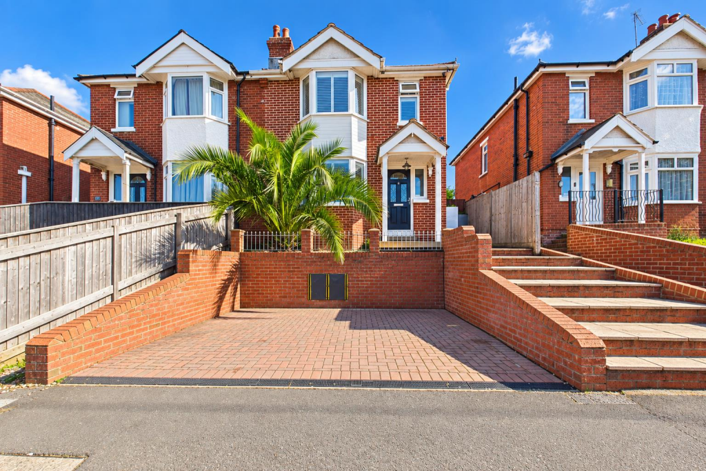 Main image of property: King Georges Avenue, Southampton
