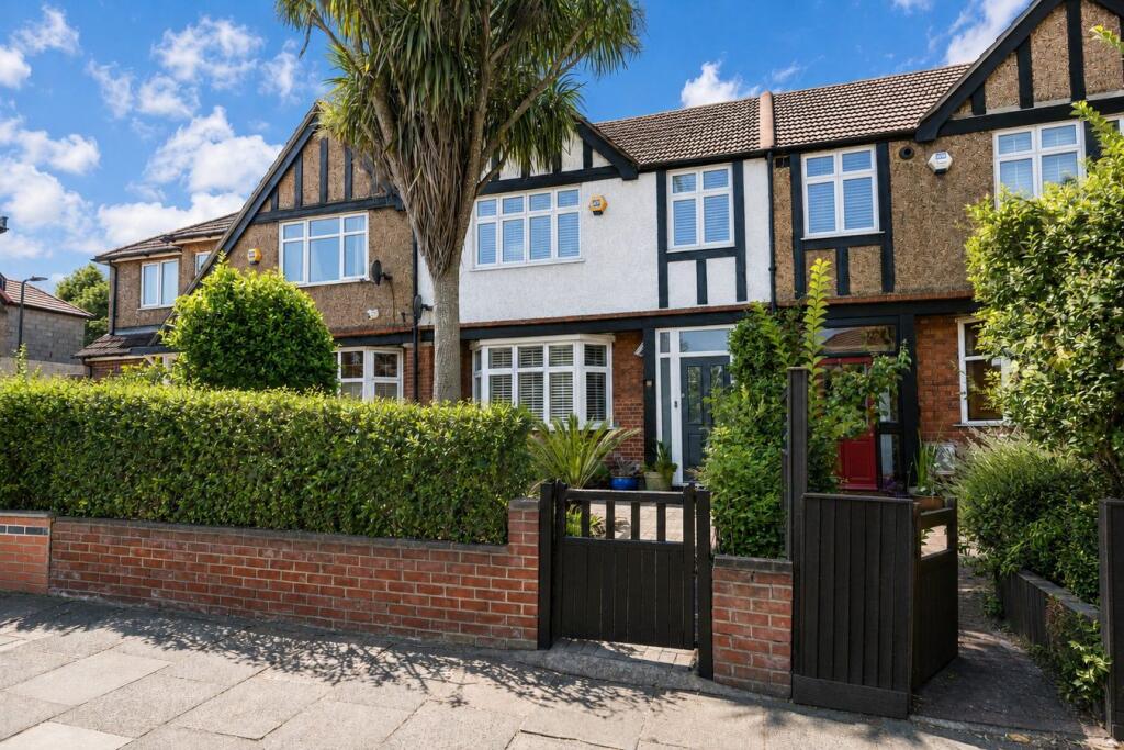 Main image of property: Greenford Avenue, Hanwell, W7