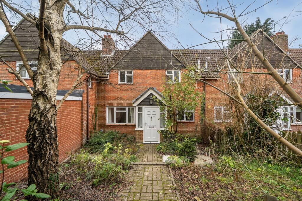 Main image of property: Couch Green, Martyr Worthy, SO21