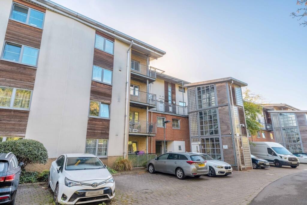Main image of property: Windmill Road, Slough, SL1