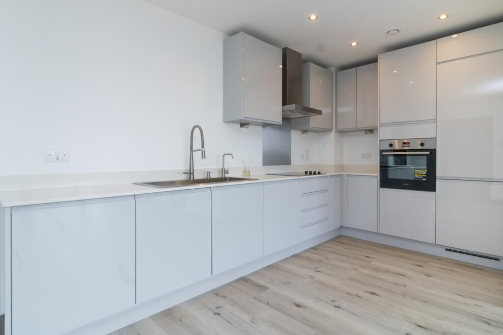 Main image of property: Leander Heights, Springfield Park
