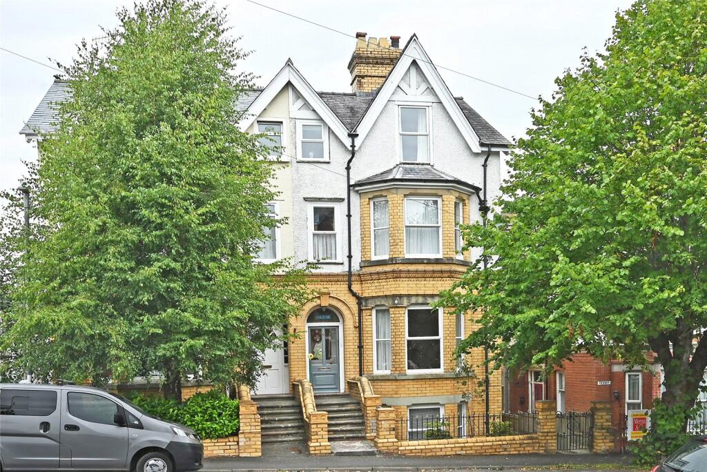 Main image of property: Oakdene, Temple Avenue, Llandrindod Wells, Powys, LD1