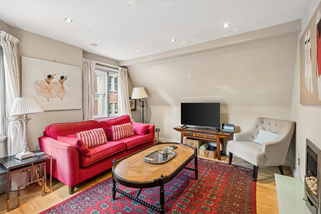 Main image of property: Kensington High Street, London W8.