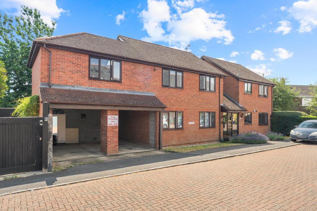 Main image of property: Winch Close, Codicote, SG4