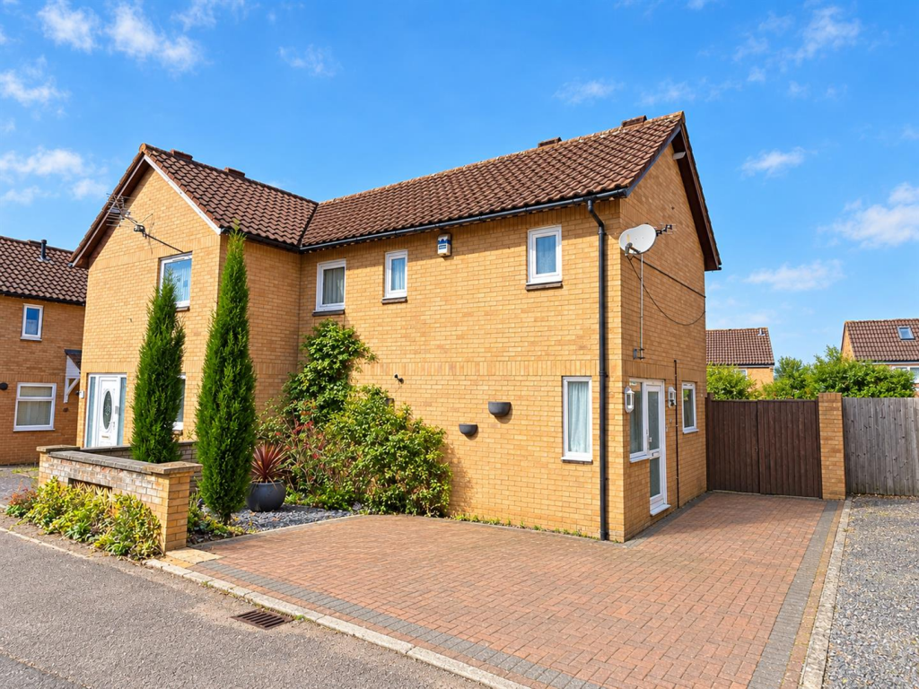 Main image of property: Arlington Court, Furzton, Milton Keynes