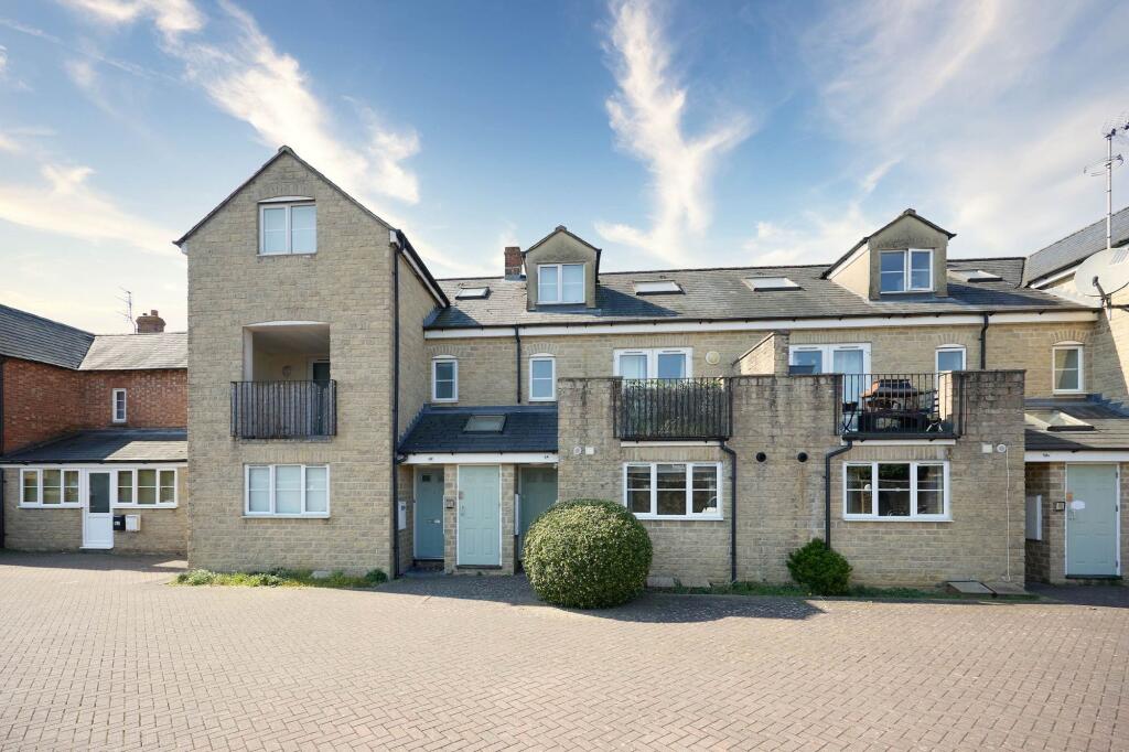 Main image of property: The Crofts, Witney, OX28