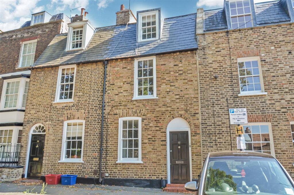 Main image of property: The Butts, Brentford