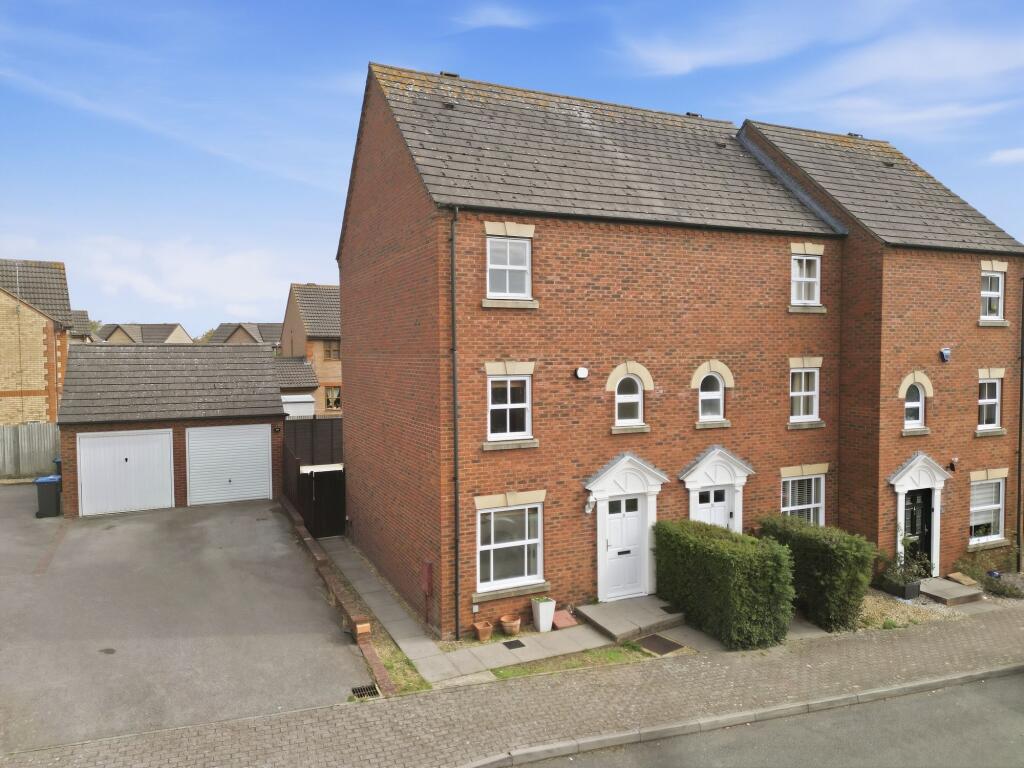 Main image of property: Pendennis Court, Tattenhoe, MK4