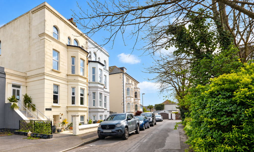 Main image of property: Norfolk Square, Bognor Regis, PO21 2JA