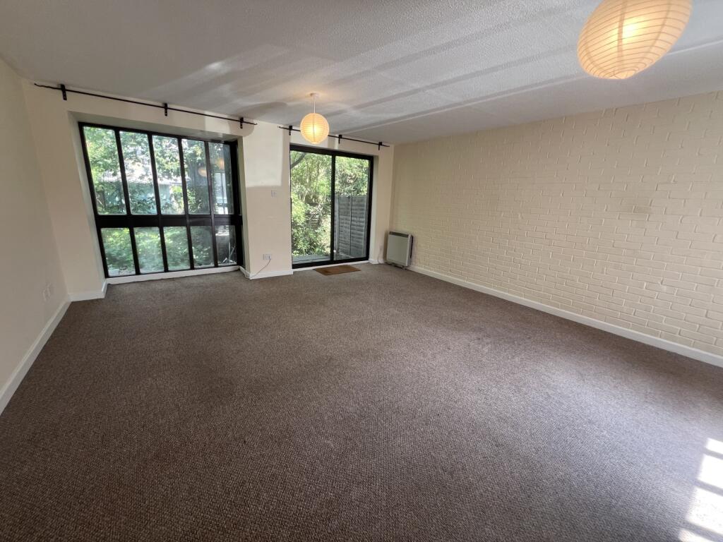 Main image of property: St Johns Road, Isleworth, TW7 6PL