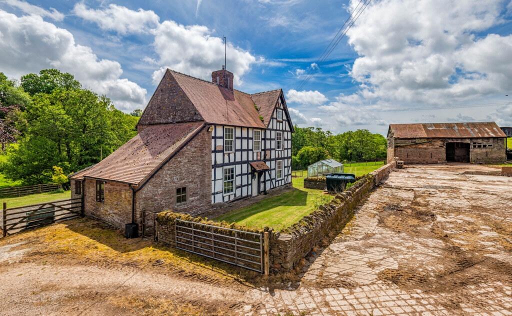 Main image of property: Dewdales Hope Farm, Bodenham, Hereford,  HR1