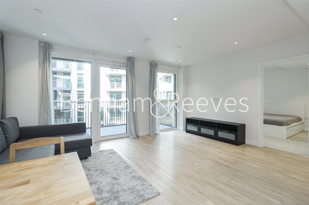 Main image of property: Gasholder Place, London, SE11