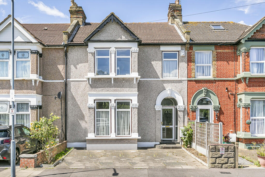 Main image of property: Colinton Road Ilford IG3 9RB
