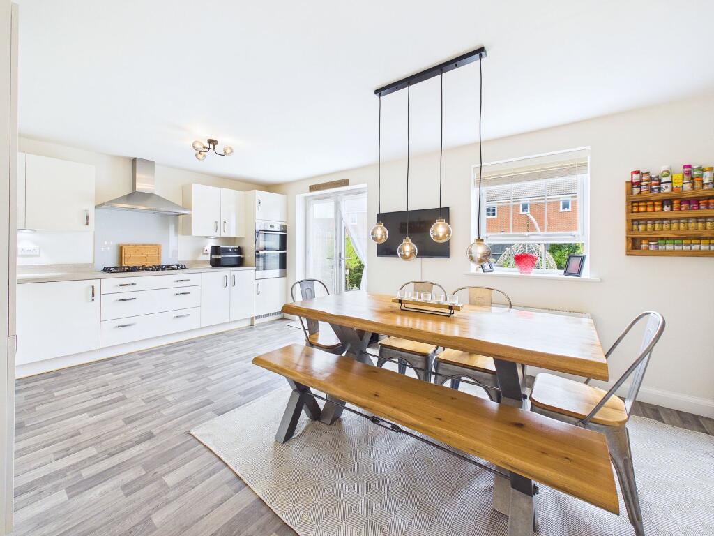 Main image of property: Lulworth Grove, Worksop, S81
