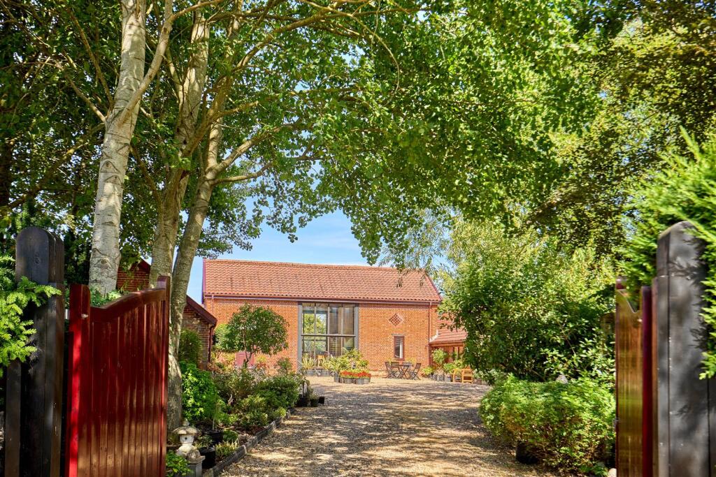 Main image of property: Scole Common, Scole, Diss