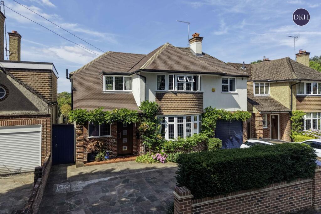 Main image of property: Cassiobury Drive, Cassiobury