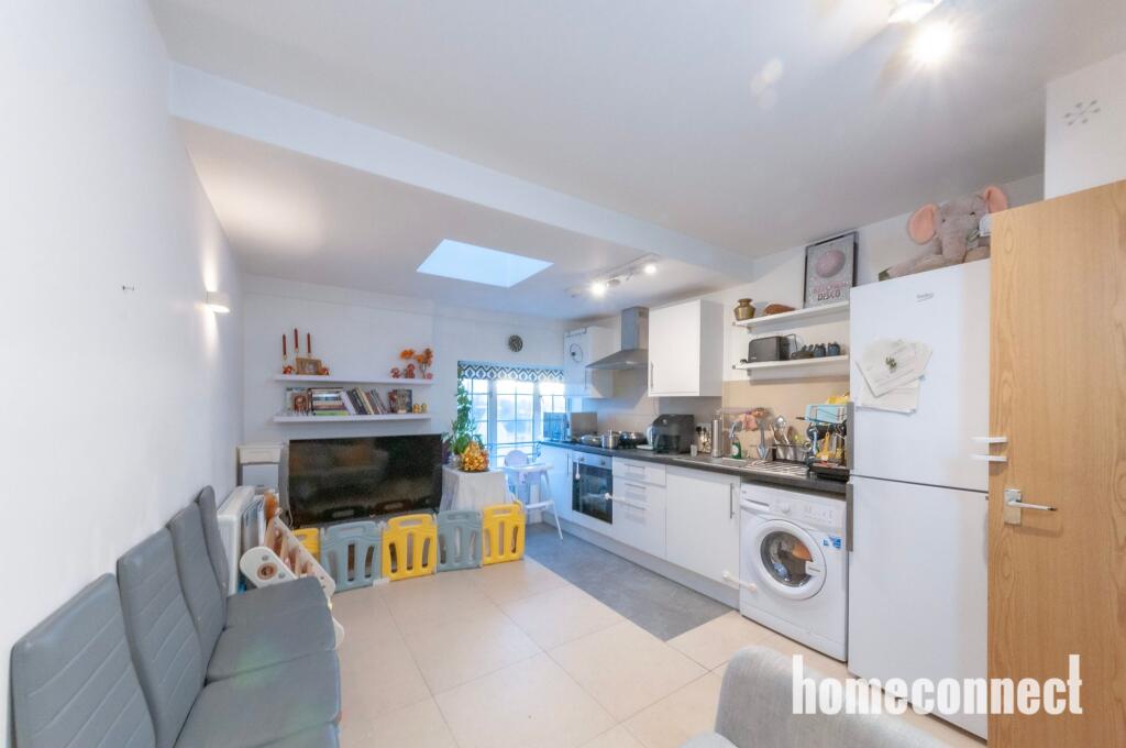 Main image of property: High Street, Barkingside, IG6