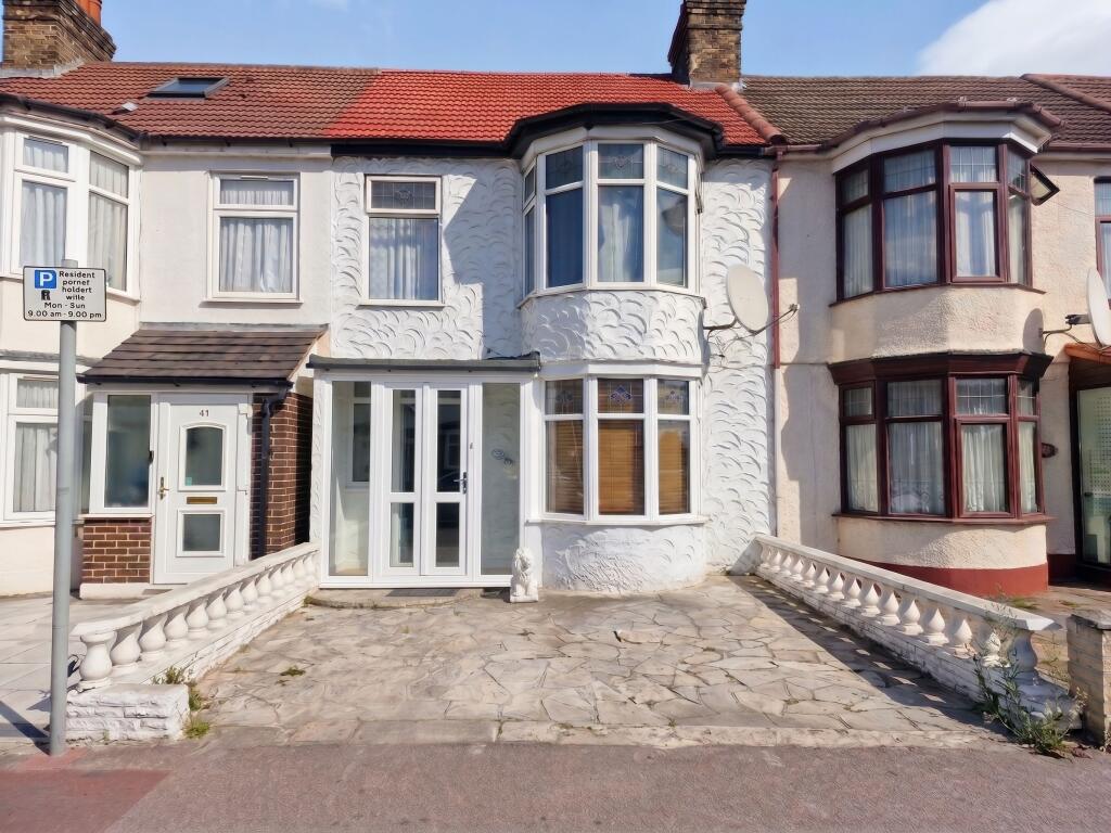 Main image of property: Movers Lane, Barking IG11