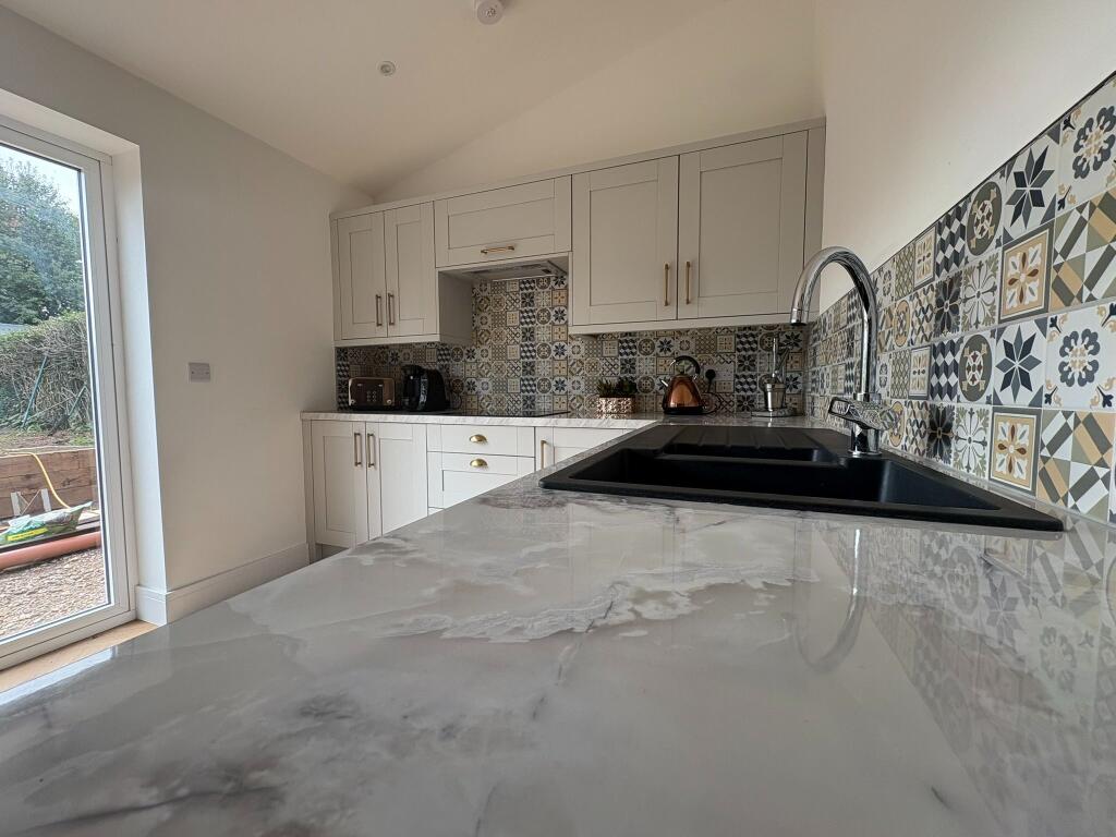Main image of property: Hazel Grove, Mapperley, Nottingham