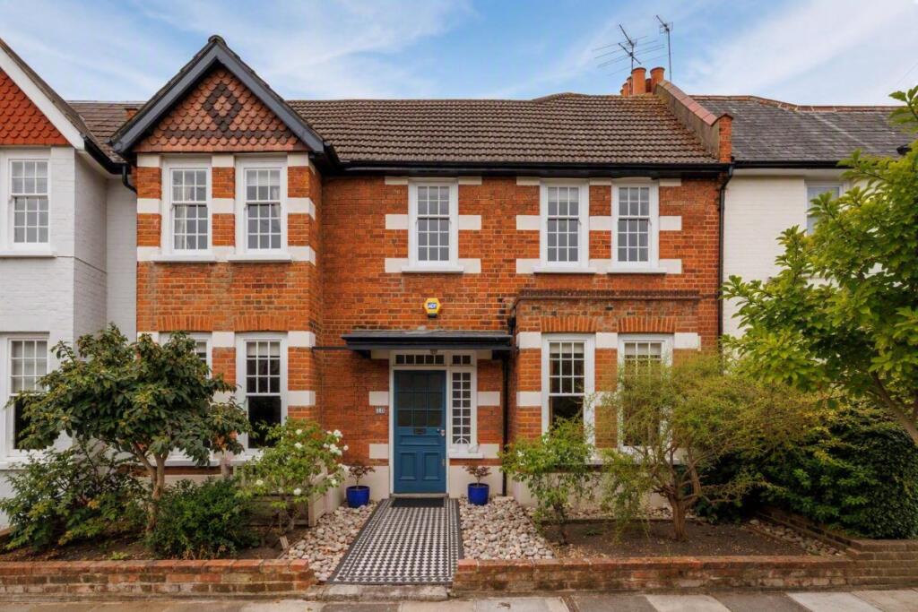 Main image of property: First Avenue, London, SW14