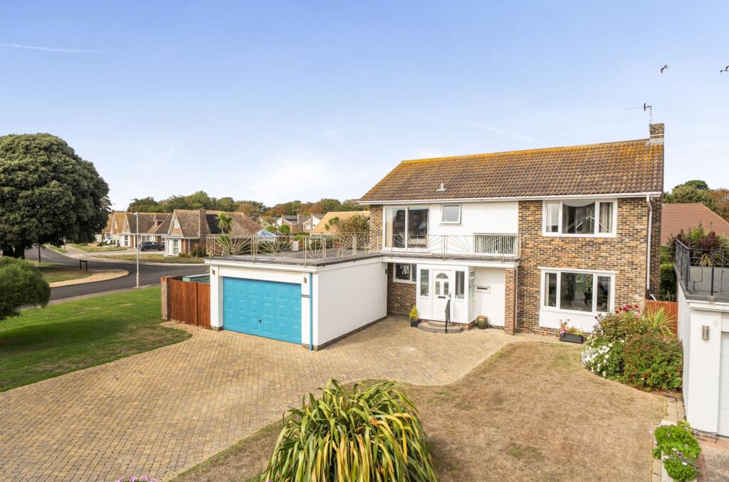 Main image of property: Shorecroft, Aldwick, PO21