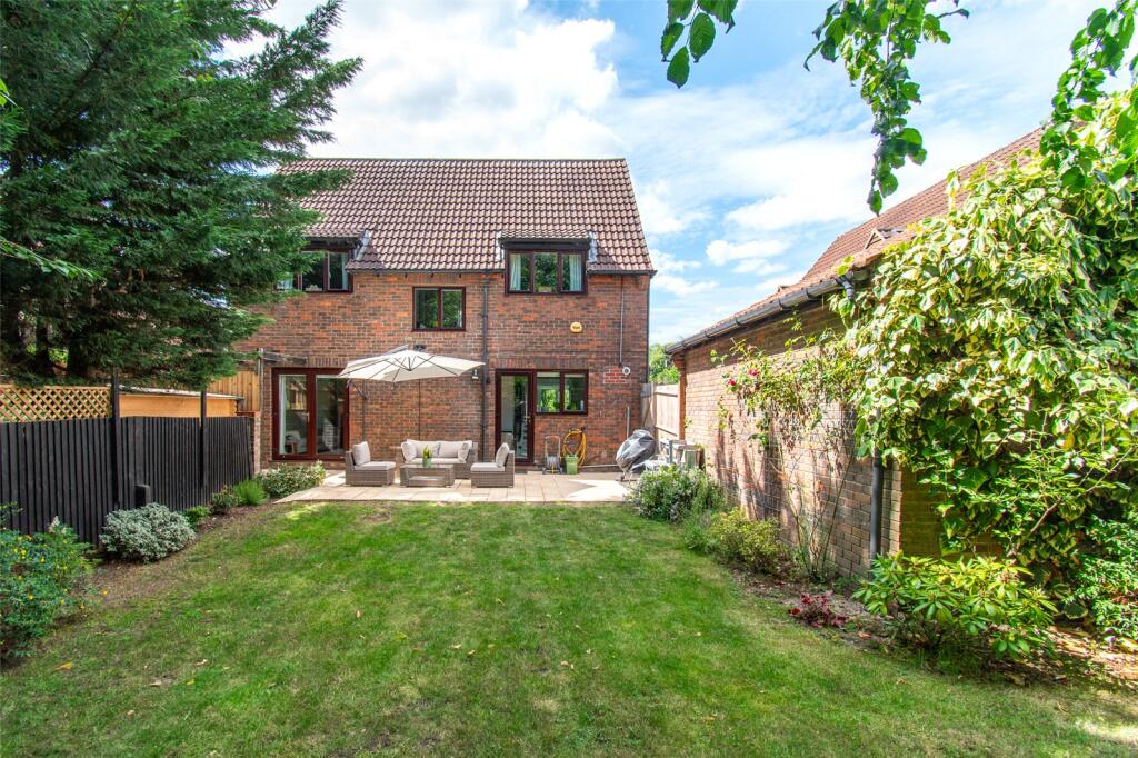 Main image of property: Old Orchard, Park Street, St. Albans, Hertfordshire, AL2