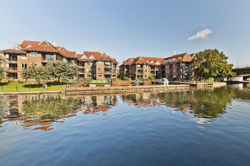 Main image of property: The Eights Marina, Cambridge, CB4