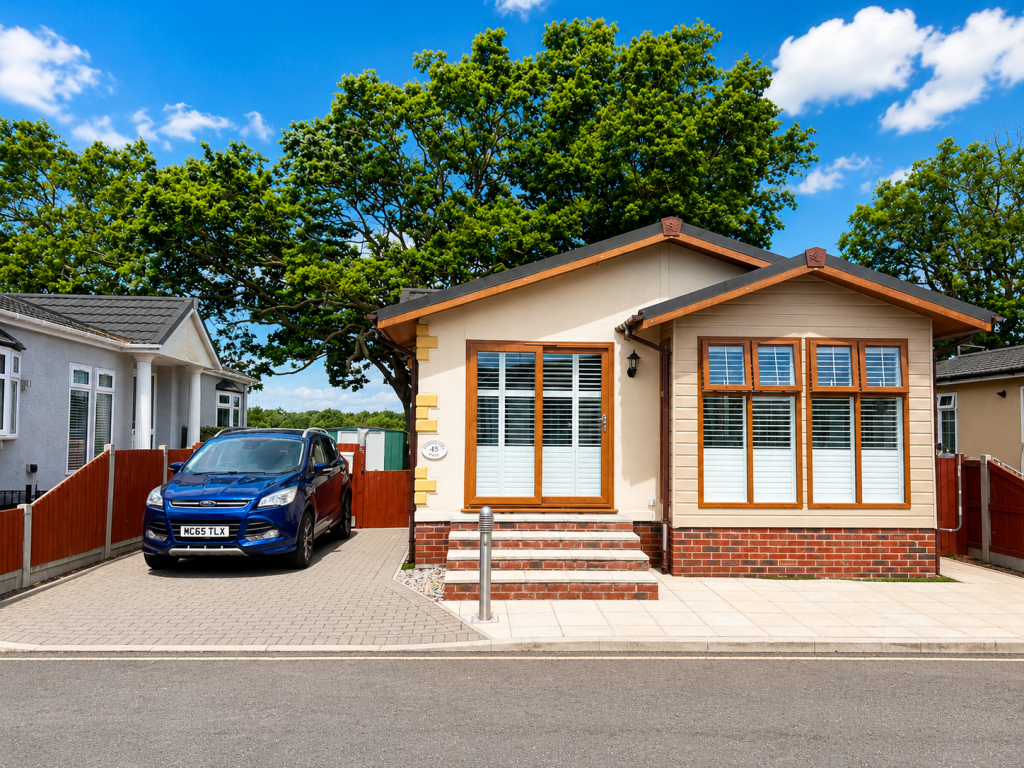 Main image of property: OAKLEIGH RESIDENTIAL PARK