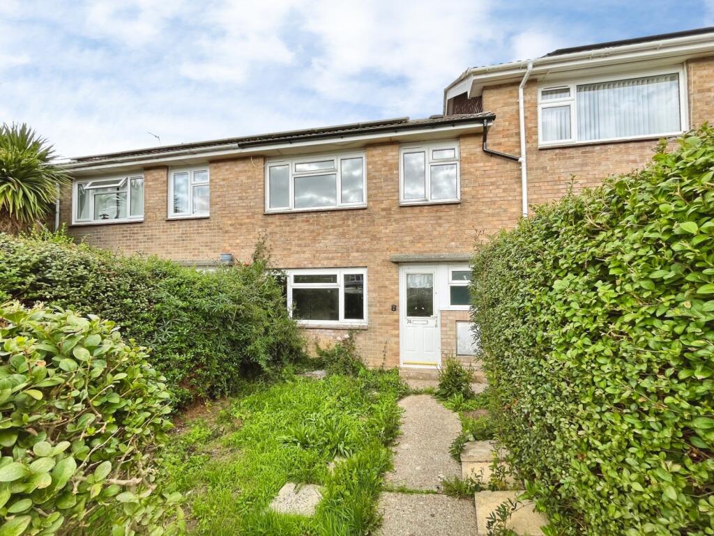 Main image of property: Solent Gardens, Freshwater, Isle of Wight