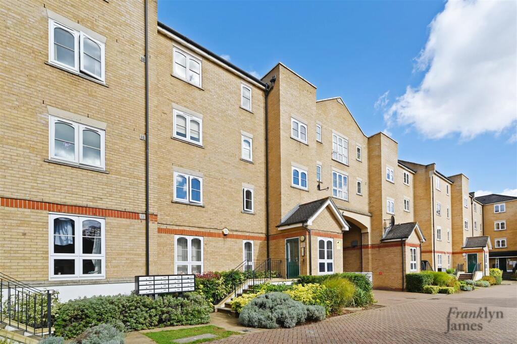 Main image of property: Wheat Sheaf Close, London, E14