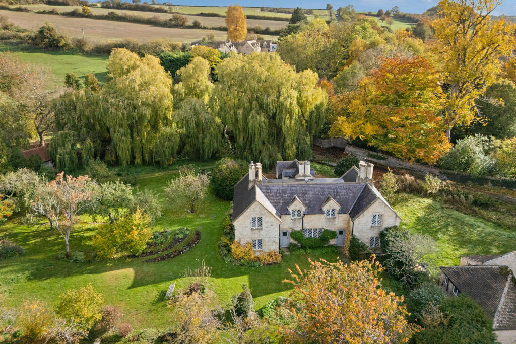 Main image of property: Swinbrook Place, Burford, Oxfordshire, OX18