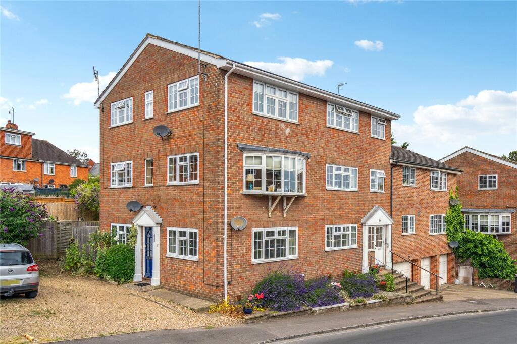 Main image of property: Kings Road, Henley-on-Thames, Oxfordshire, RG9