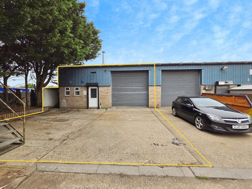 Main image of property: Cranes Close, Basildon, SS14