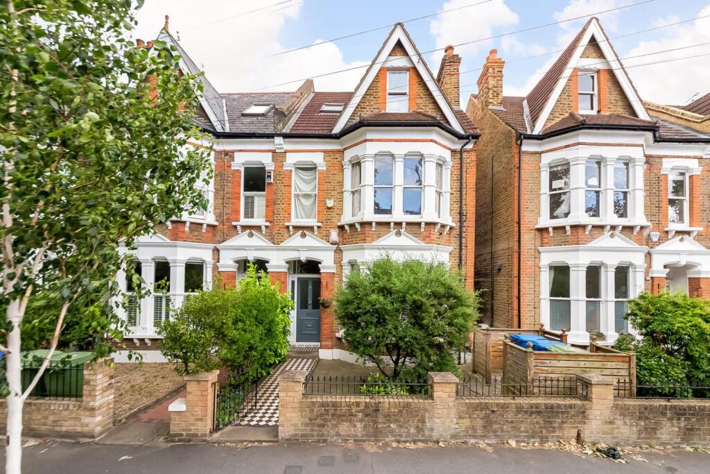 Main image of property: Elmwood Road, Herne Hill, London, SE24