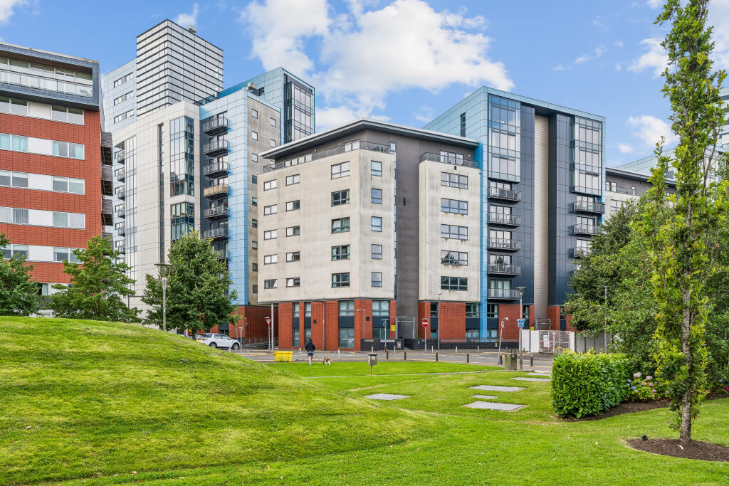 Main image of property: Glasgow Harbour Terraces, Flat 4/2, Glasgow Harbour, Glasgow, G11