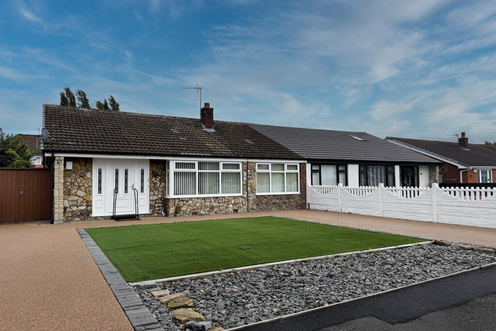 Main image of property: Oakmere Drive, Penketh, WA5  2LJ