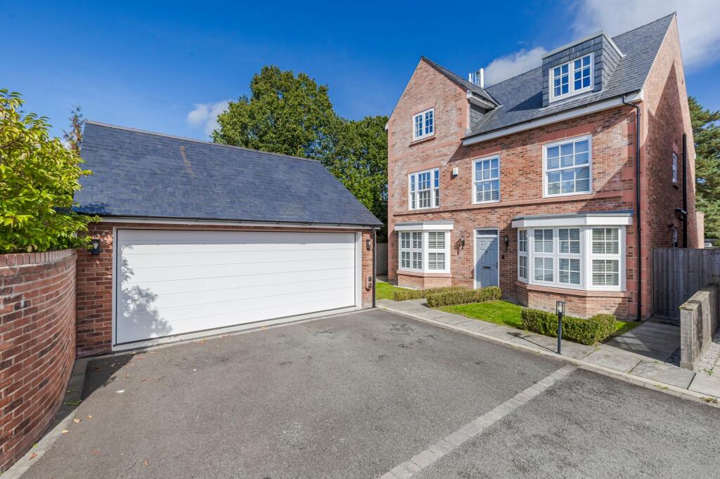 Main image of property: Green Ridge Court, Sandiway, CW8