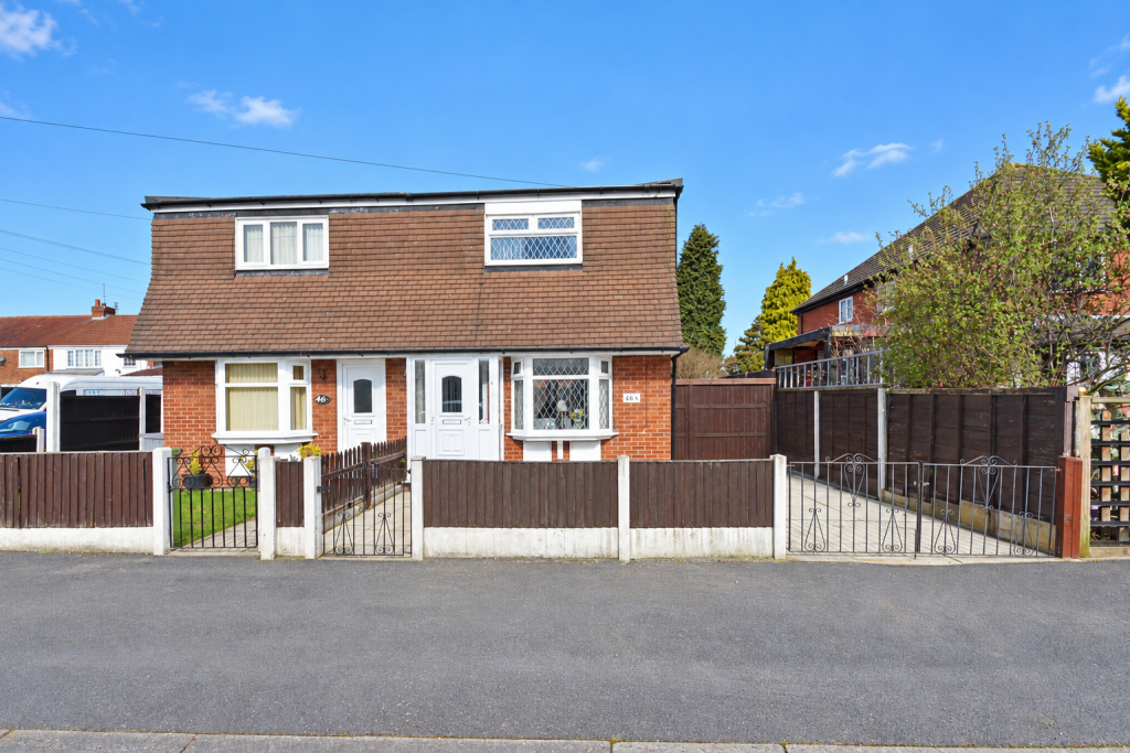 Main image of property: Beech Avenue, Droylsden, M43