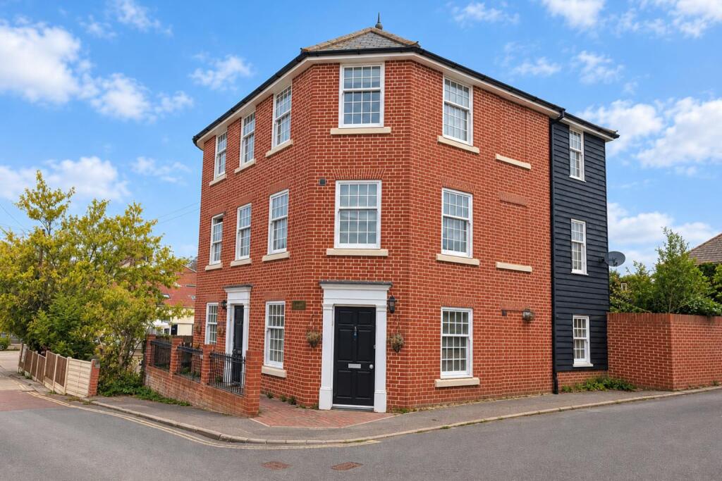 Main image of property: Brook Street, Wivenhoe, Colchester, CO7